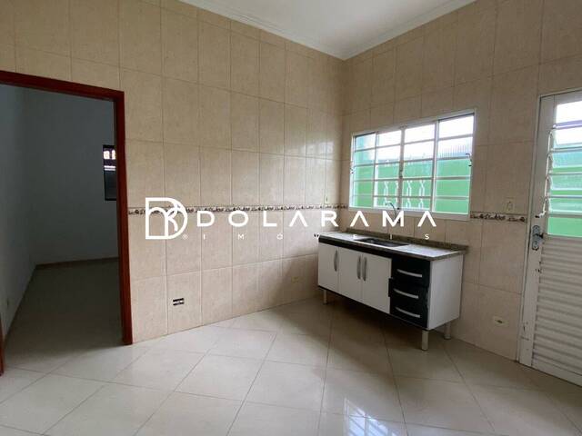 Casa para Locação em Tremembé - 4