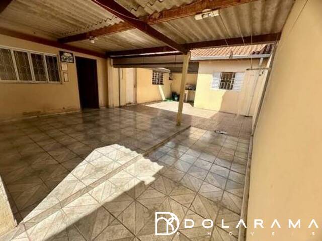 #55 - Casa para Venda em Taubaté - SP - 2