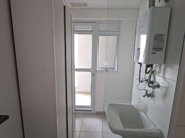 #65 - Apartamento para Venda em Jacareí - SP - 2