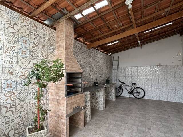 #FJ-66 - Casa para Venda em Taubaté - SP - 1