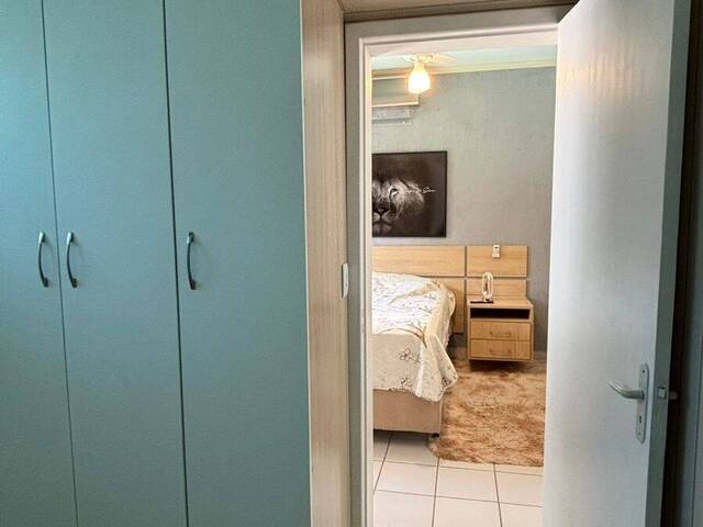 #D78 - Casa em condomínio para Venda em Taubaté - SP