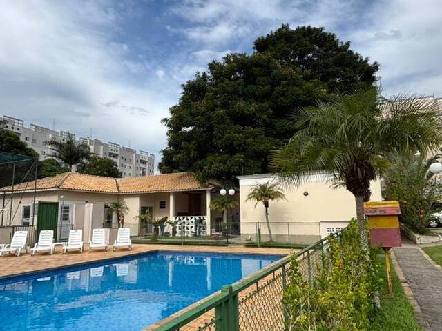 #81 - Apartamento para Locação em Taubaté - SP