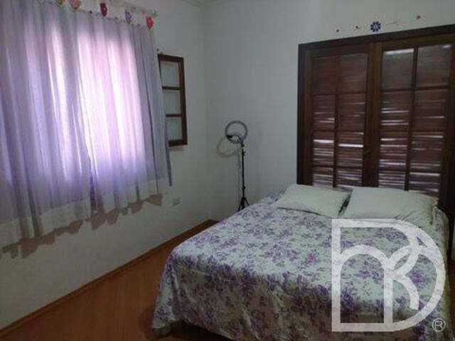#82 - Casa para Venda em Taubaté - SP - 3