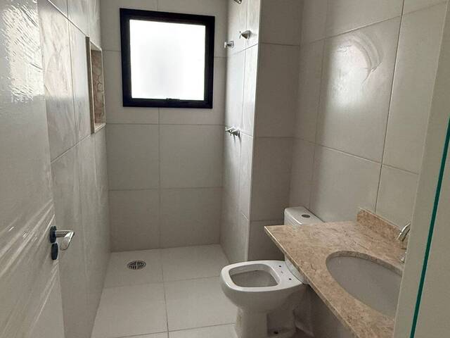 #121LR - Apartamento para Venda em Taubaté - SP