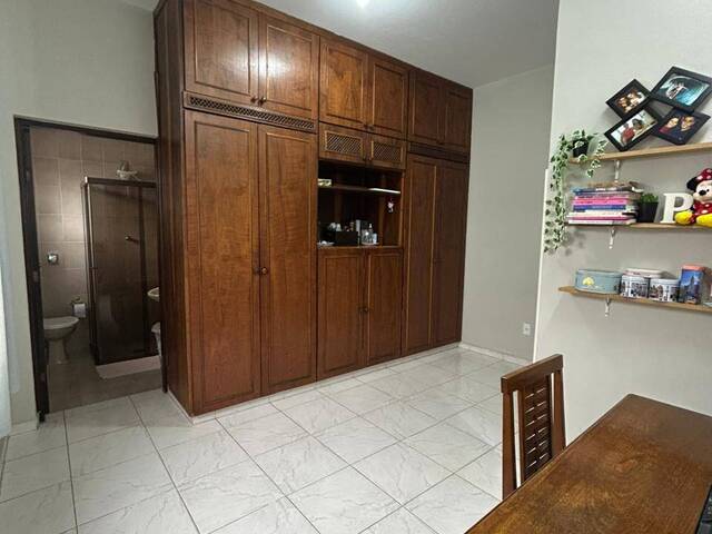 #134LR - Casa para Venda em Taubaté - SP