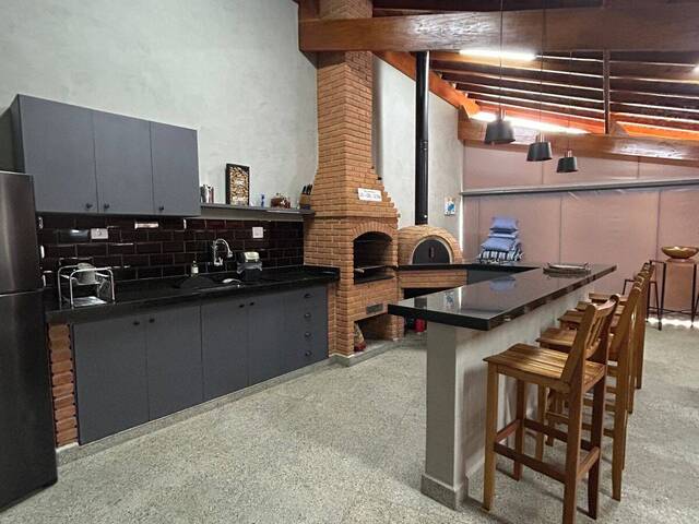 #134LR - Casa para Venda em Taubaté - SP