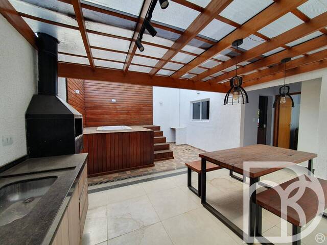 Venda em Vila Areao - Taubaté