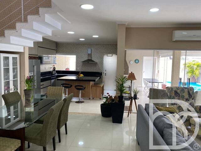 #231 - Casa para Venda em Tremembé - SP